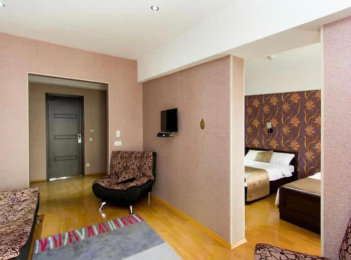 - Granada - Boutique Hotel - Tbilisi - Экстерьер фото